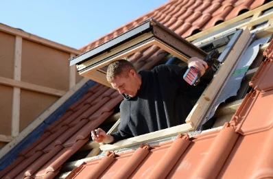 Pose de fenêtres de toit Velux à Aurensan